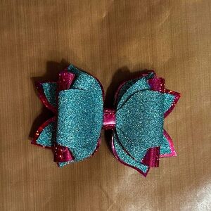 Tumbler bow accessory